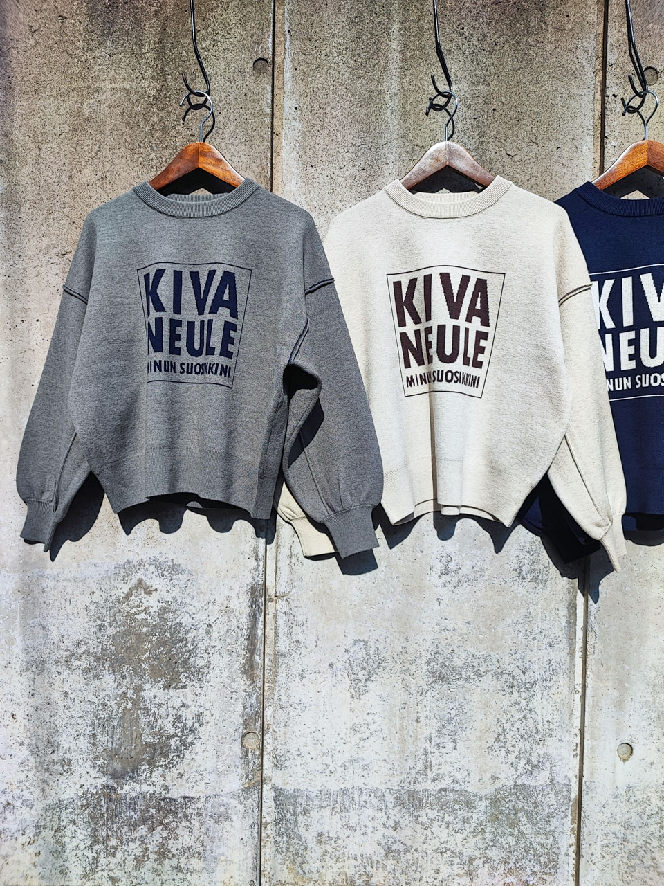 <span class="title">Knit</span>