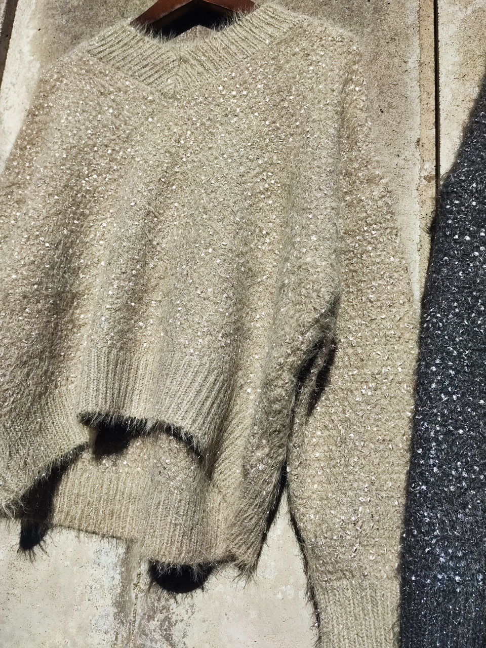 <span class="title">Knit</span>