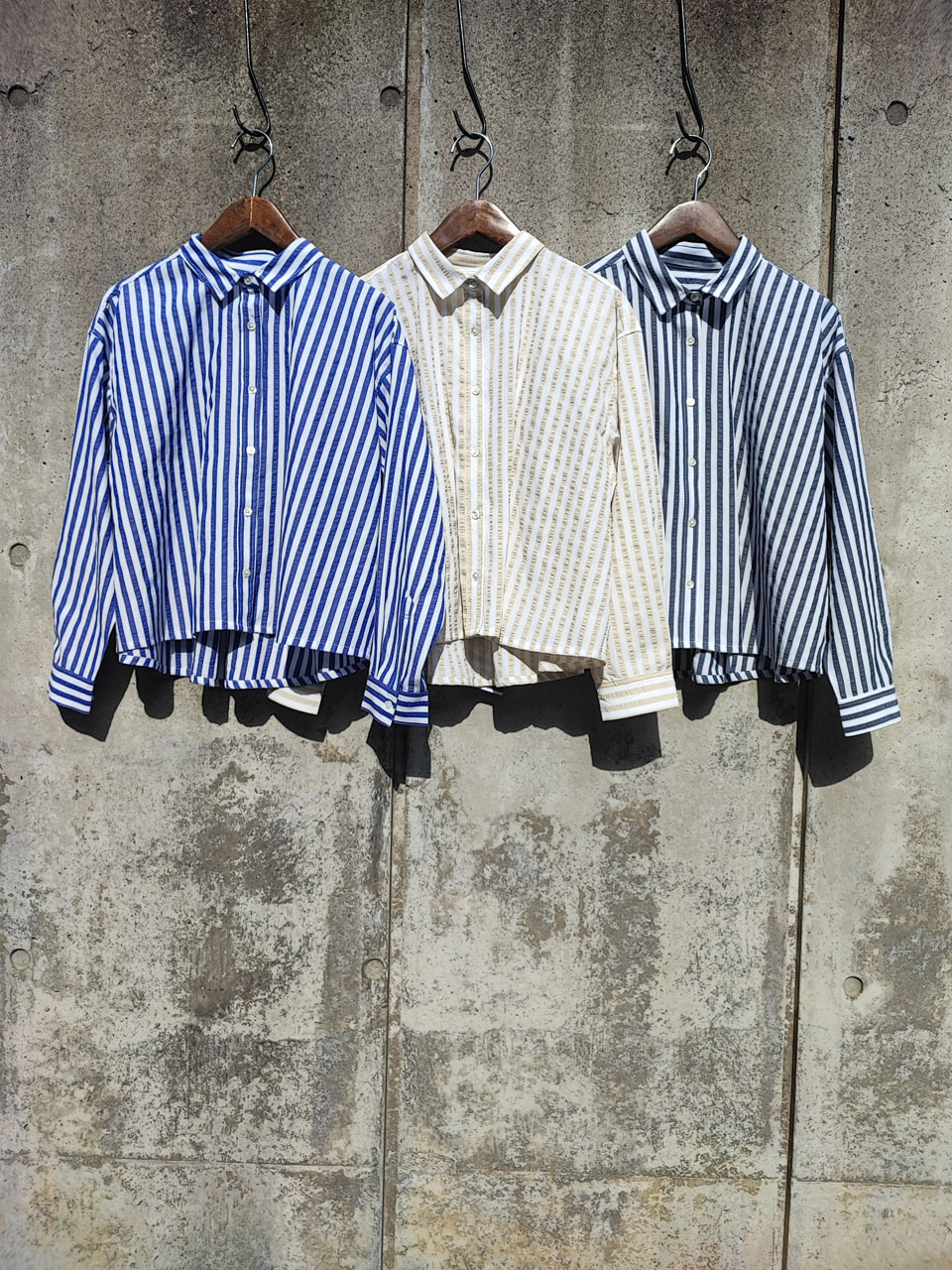 <span class="title">Shirt</span>